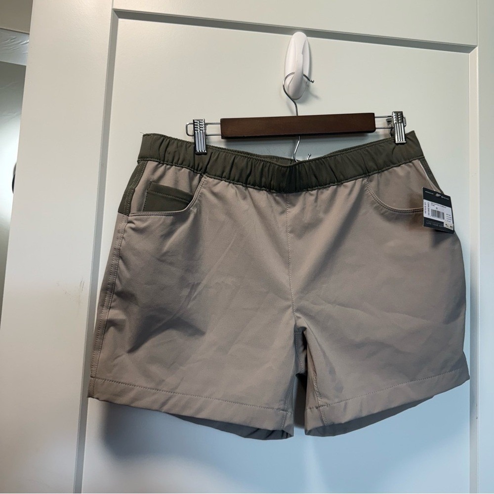 NWT Eddie Bauer Climatrail Shorts Green Tan Water Repellent UPF Hiking Outdoor